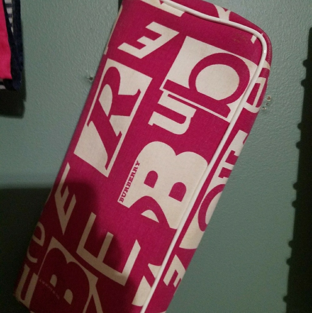 NWT Vintage 💯Authentic Burberry Clutch*RARE*Pi - Picture 2 of 7