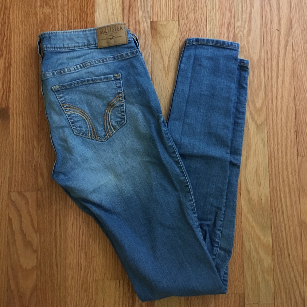 Hollister jeans!