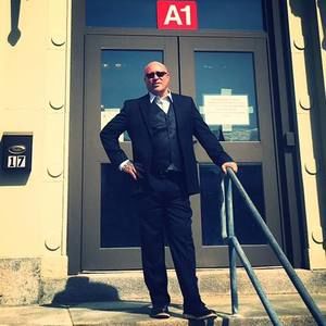 Meet your Posher, Robert