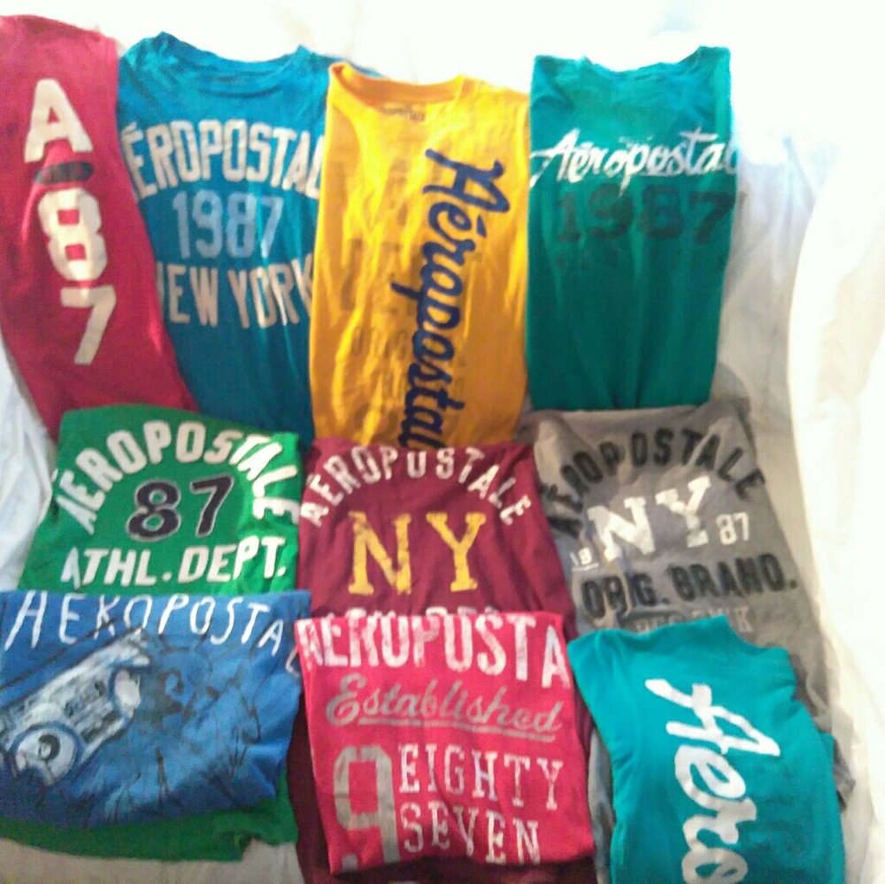 Lot of 10 Areo T-shirts