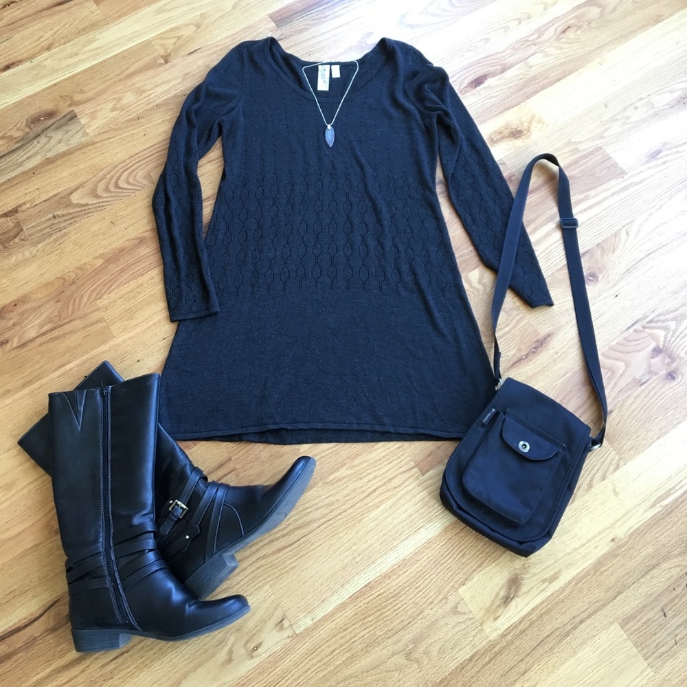 🔥HOST PICK! Aventura Sweater Dress!