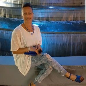 Meet your Posher, Sonya