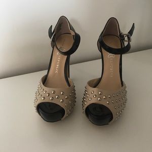 Rock&Republic Studded Heels