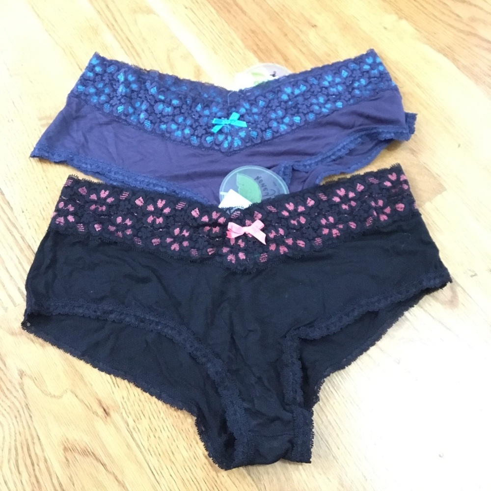 Honey dew panties with tags size large