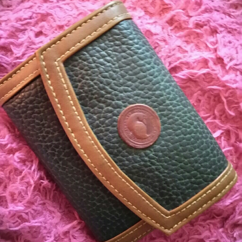 Dooney & Bourke wallet