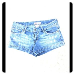 Size 9 YMI shorts for the end of the hot daysssss
