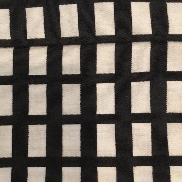 J. Crew Petites Pencil Skirt Check White Navy NWT - Picture 3 of 4