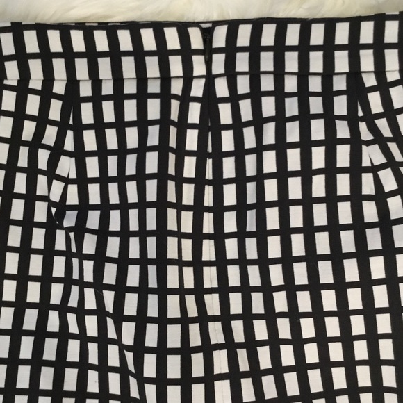 J. Crew Petites Pencil Skirt Check White Navy NWT - Picture 4 of 4