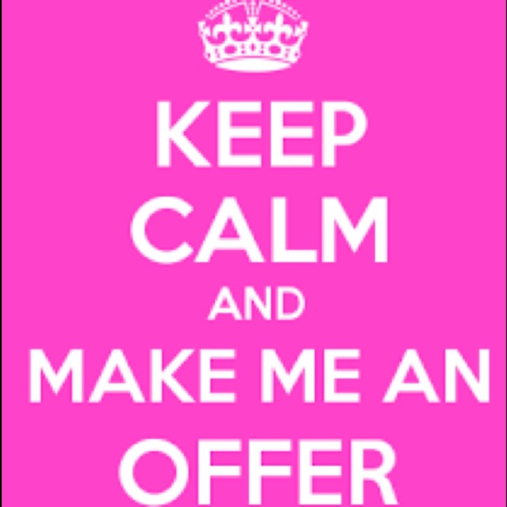 ‼️Reasonable offers accepted ‼️NO LOWBALL OFFERS❤️