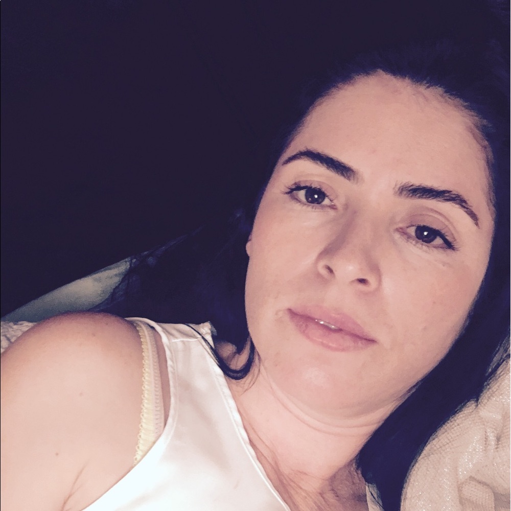 Meet your Posher, Yesenia