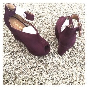 Suede wedges