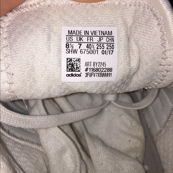 OFFERS!! Adidas RDM- White - Picture 3 of 4