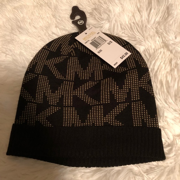 BNWT Michael Kors Black Logo Beanie - Picture 1 of 3