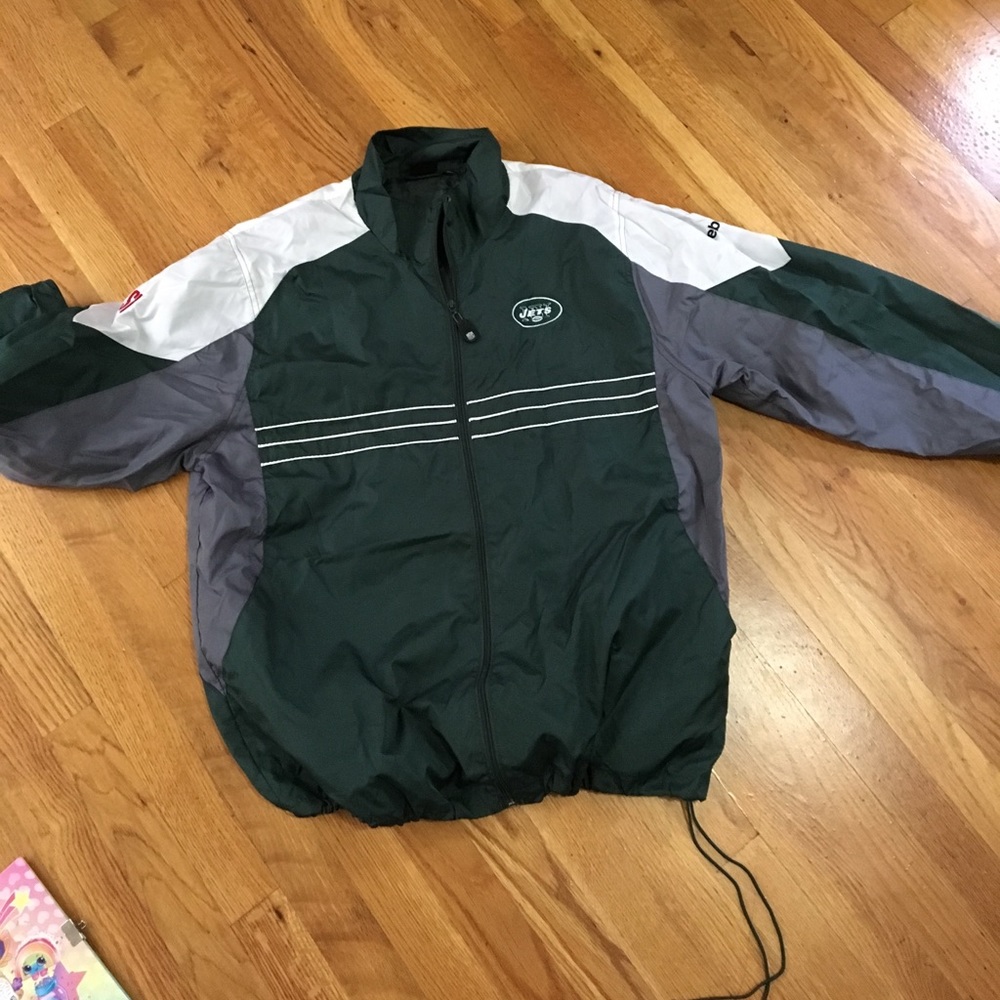 Men’s jets size large zip up
