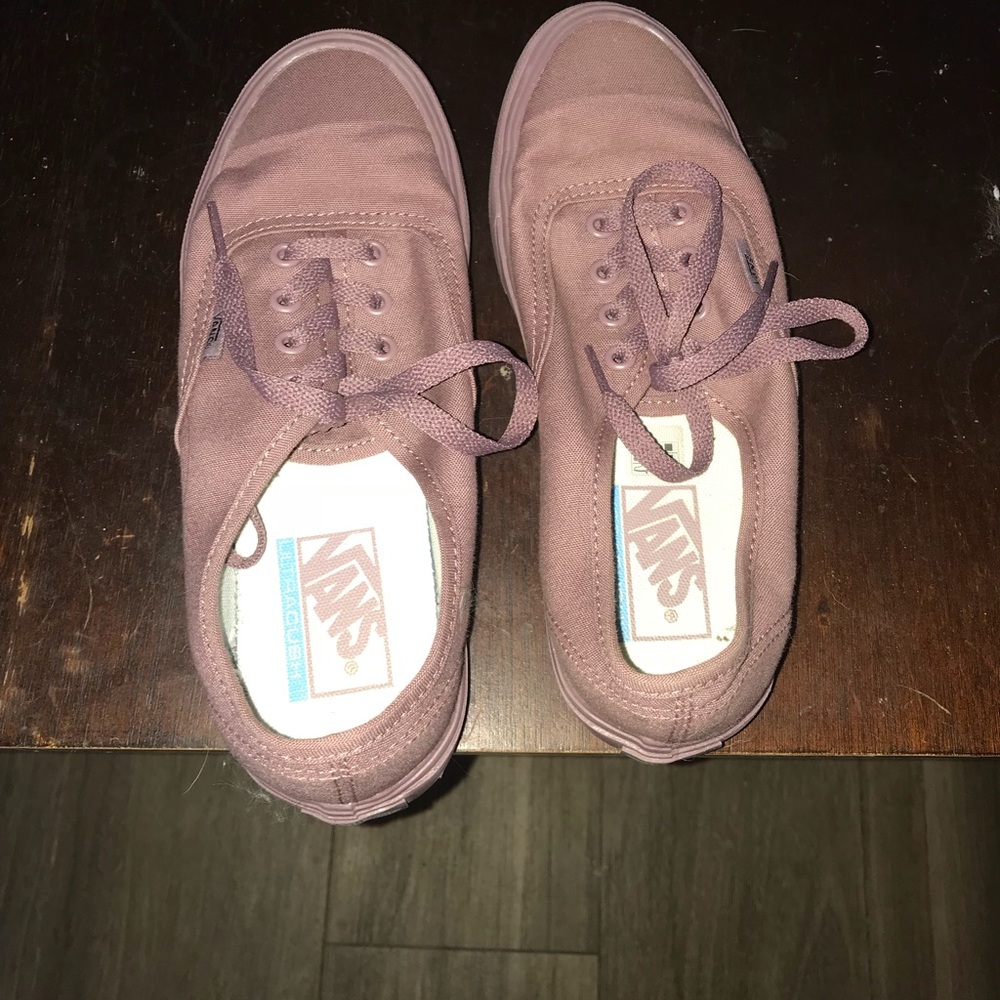 VANS MONOCHROME