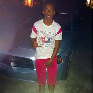 Meet your Posher, Elijah