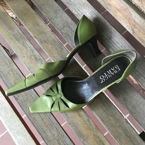 New Franco Sarto olive green low heel