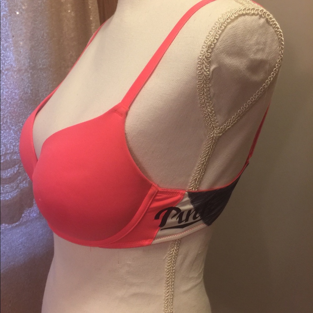 🎀Victoria Secret Pink Bra🎀