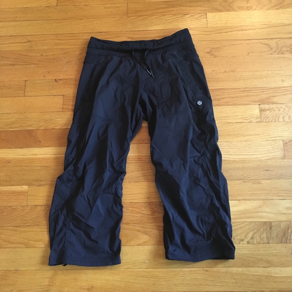 Lululemon studio Capri