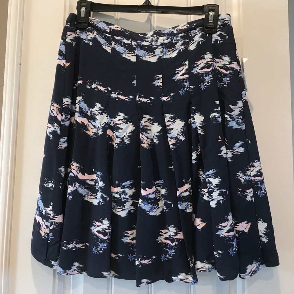 Old Navy Skirt NWT
