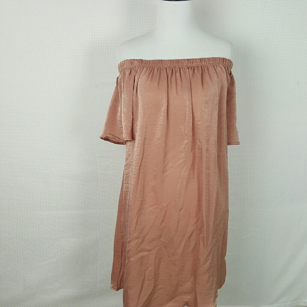 STANDARD Flowy dress
