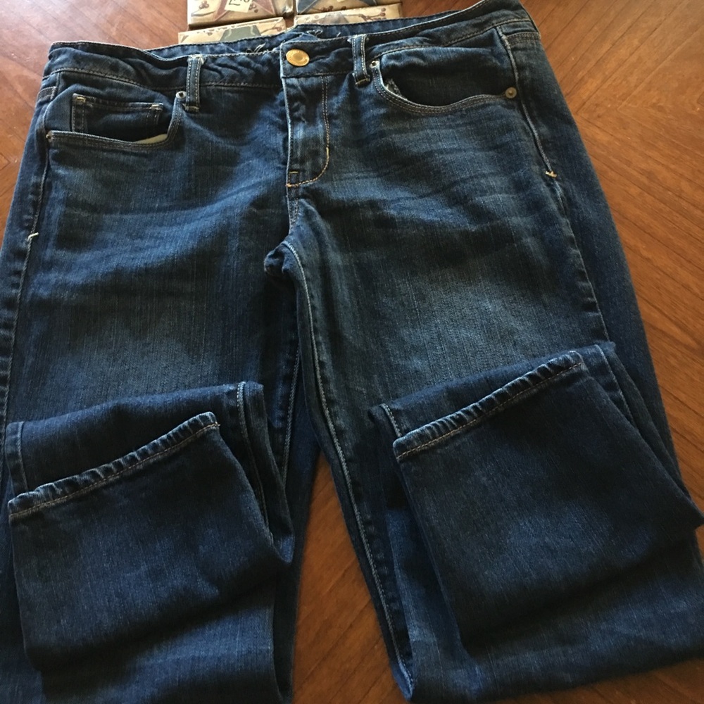 American Eagle jeans 🦅 skinny jeans sold locally