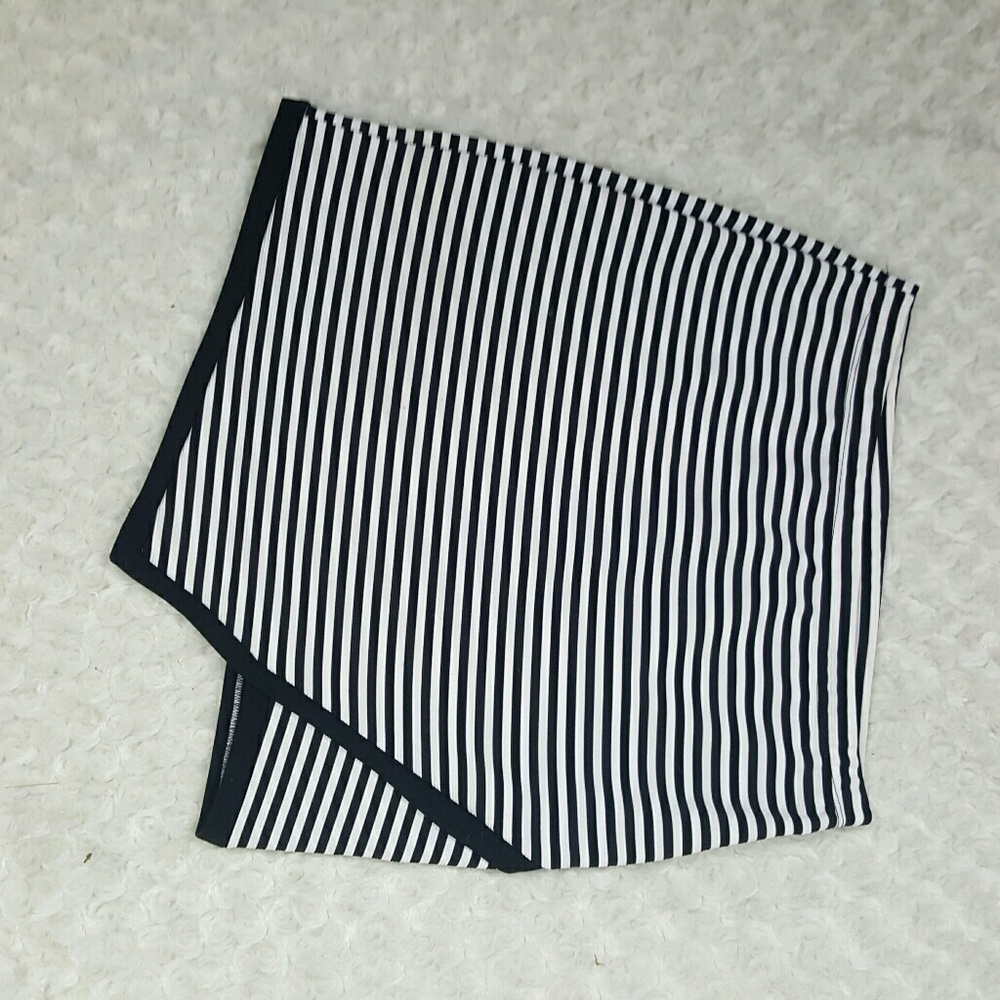 Soprano Mini skirt