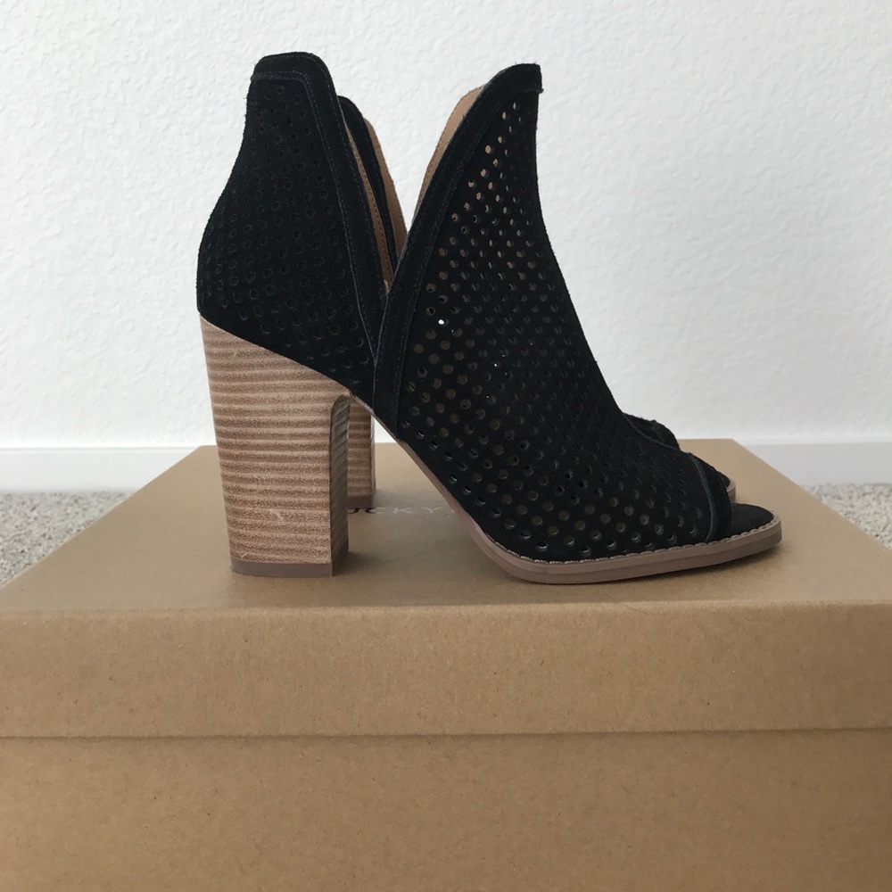 Lucky Brand Booties