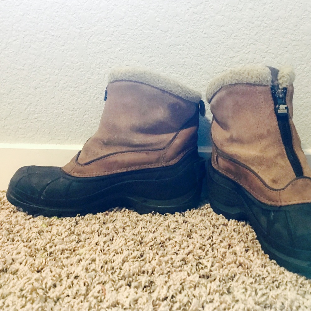 Size 8 Sorel snow booties