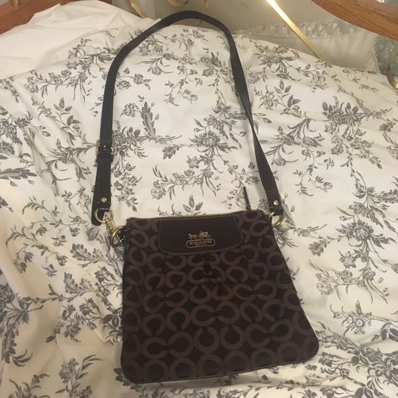 ❌Sold❌ Coach Brown Crossbody Bag - Picture 4 of 12
