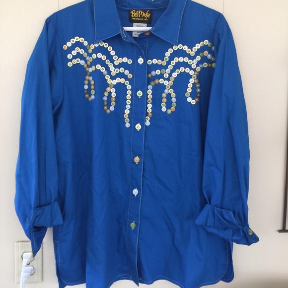 Bob Mackie Button Shirt👕 Has never been worn. - Picture 1 of 4