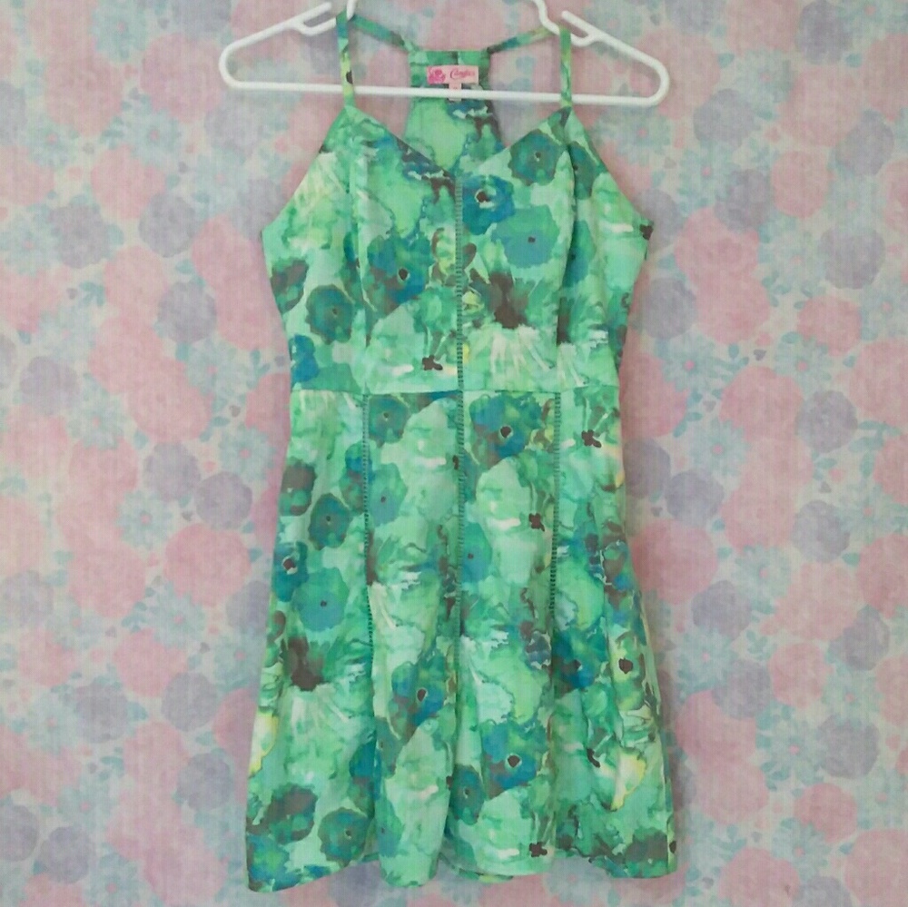 Floral Hawaiian Dress 👗