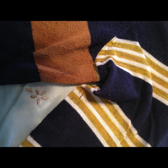 LOFT sweater; navy and gold; large - Picture 2 of 3