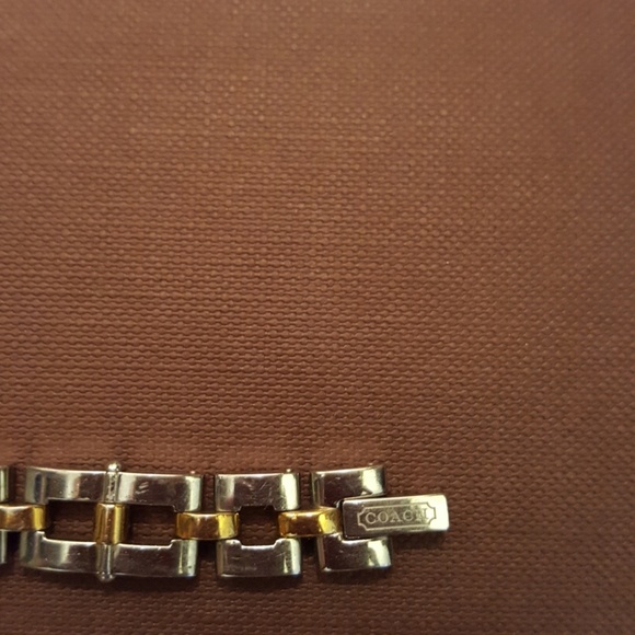 🎈SALE🎉Authentic COACH Silver/Gold Linked Watch - Picture 2 of 8