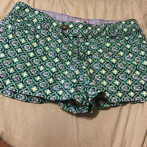 Red camel patterned shorts