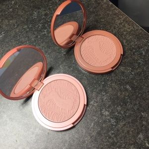 Tarte blush