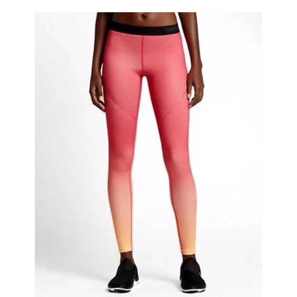 Nike Pro Hyper Warm Women's tights ember peach