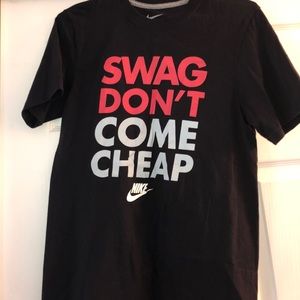 Black nike T-shirt