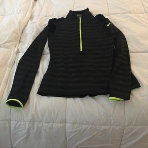 Nike pro half zip