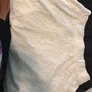 White lace skirt