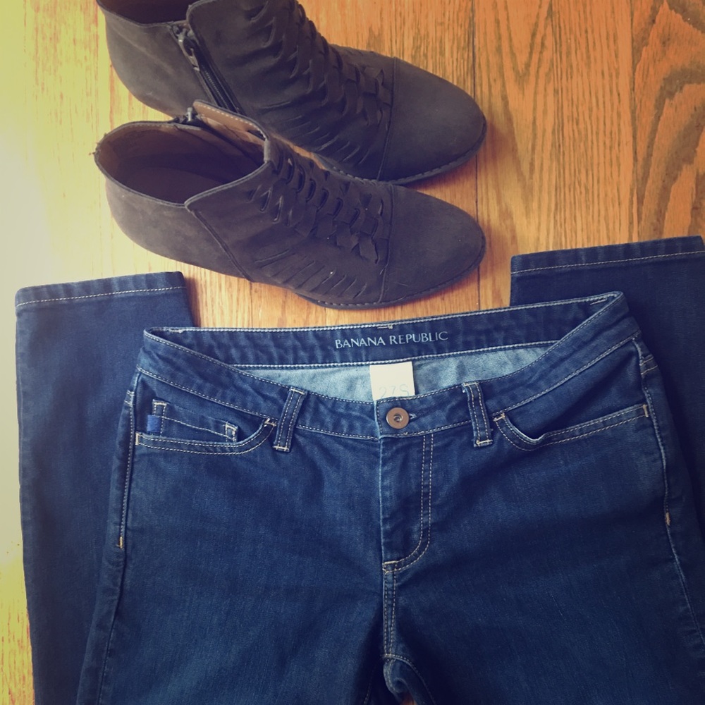 Banana Republic Ultimate Skinny Leg Dark Size 27