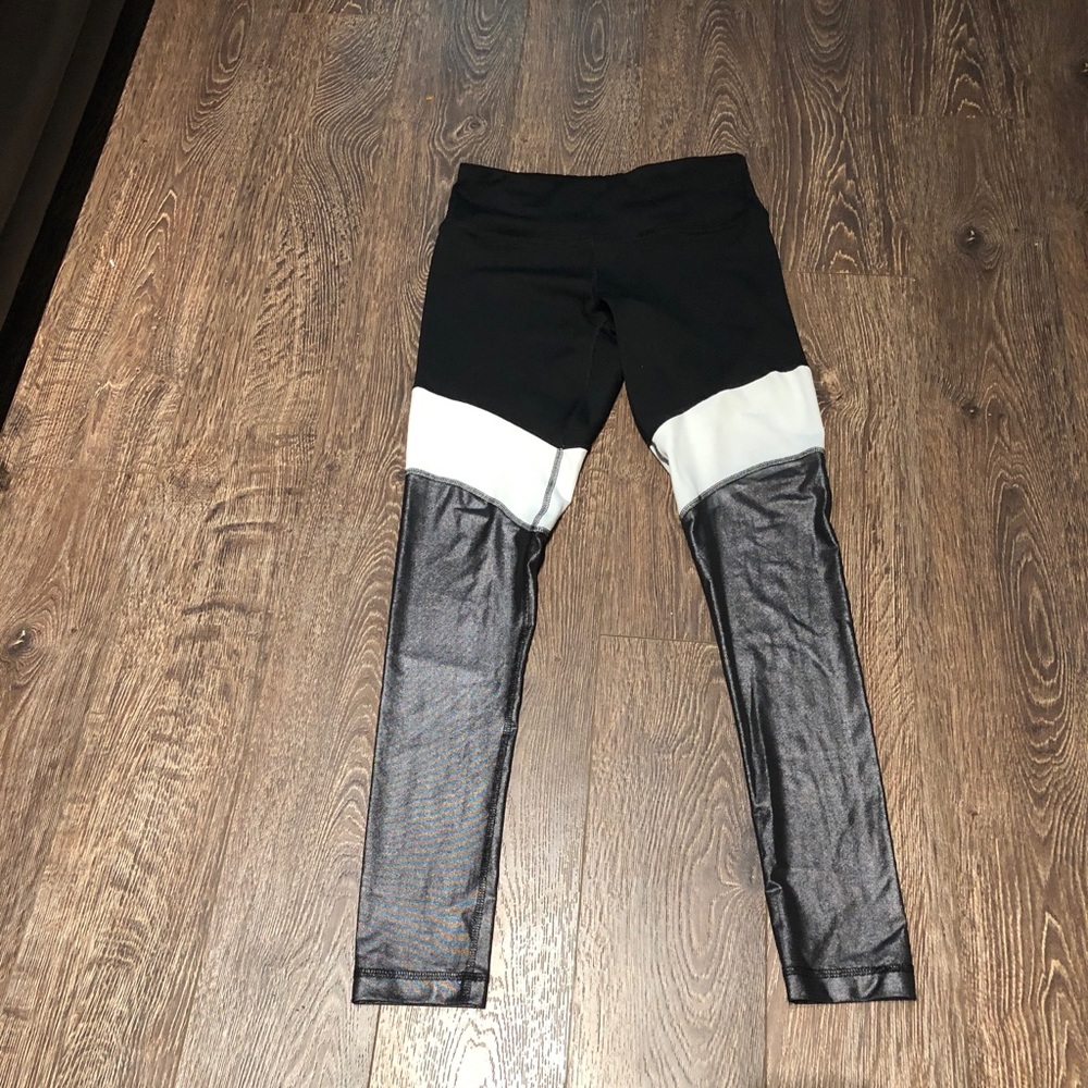 🆕Custom 90 Degree Leggings!
