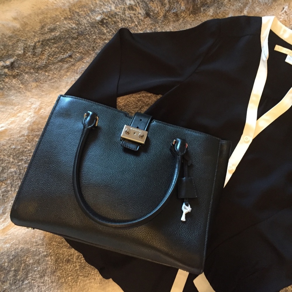 ❌SOLD❌Michael Kors Bond lg satchel