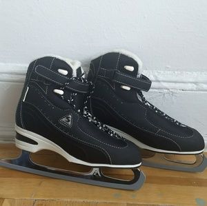Ice skating boots