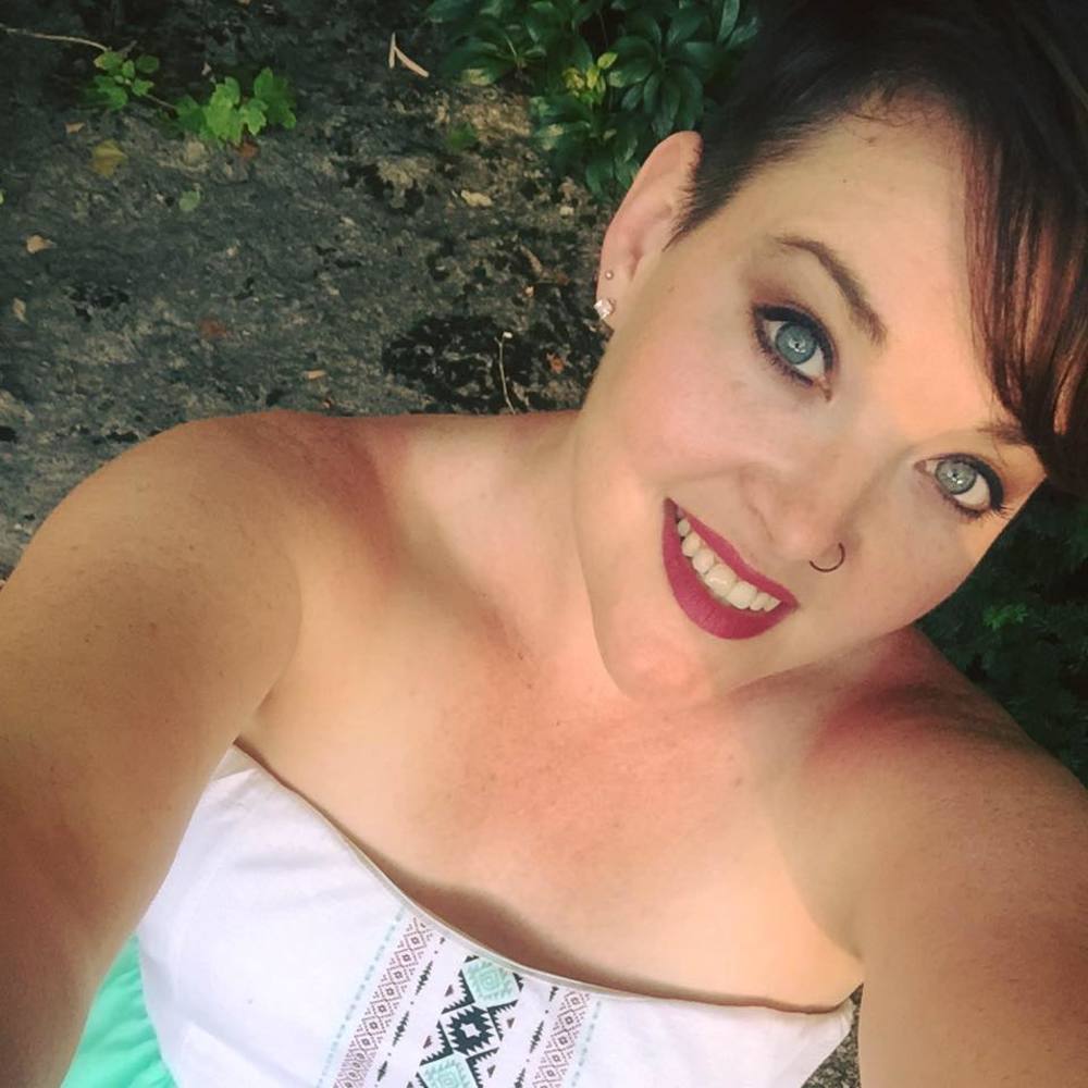 Meet your Posher, Lacey