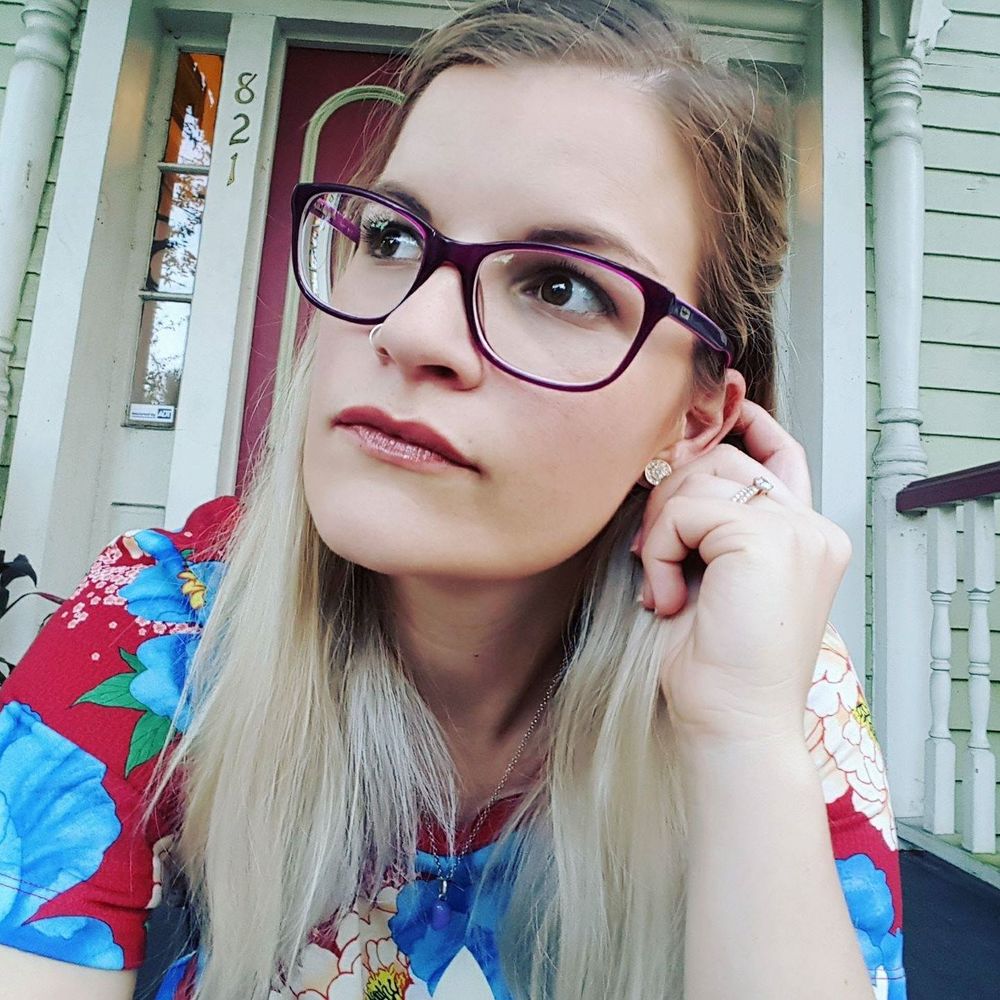 Meet your Posher, Kelli