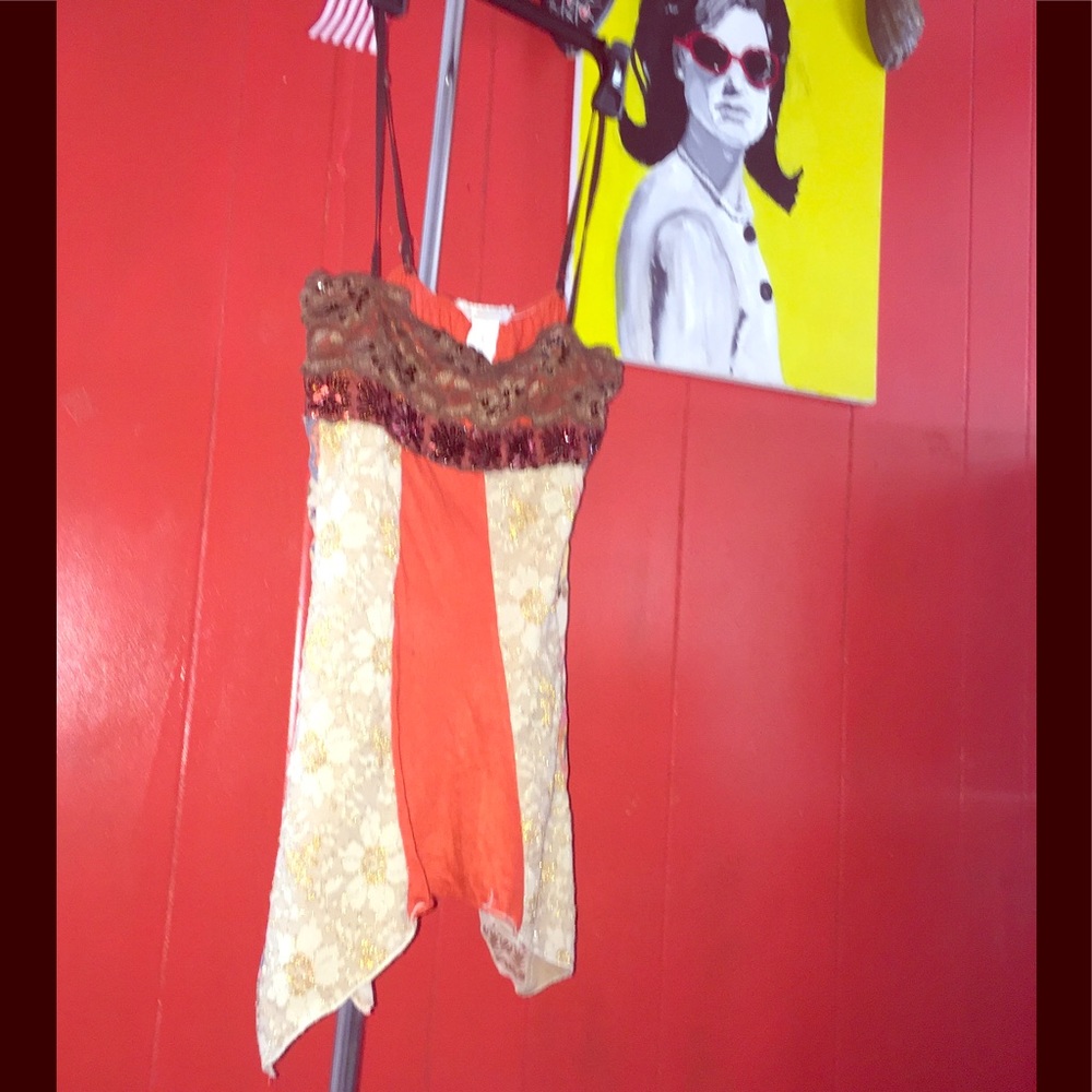 Small Fresh + Wear elegant and beautiful top...!