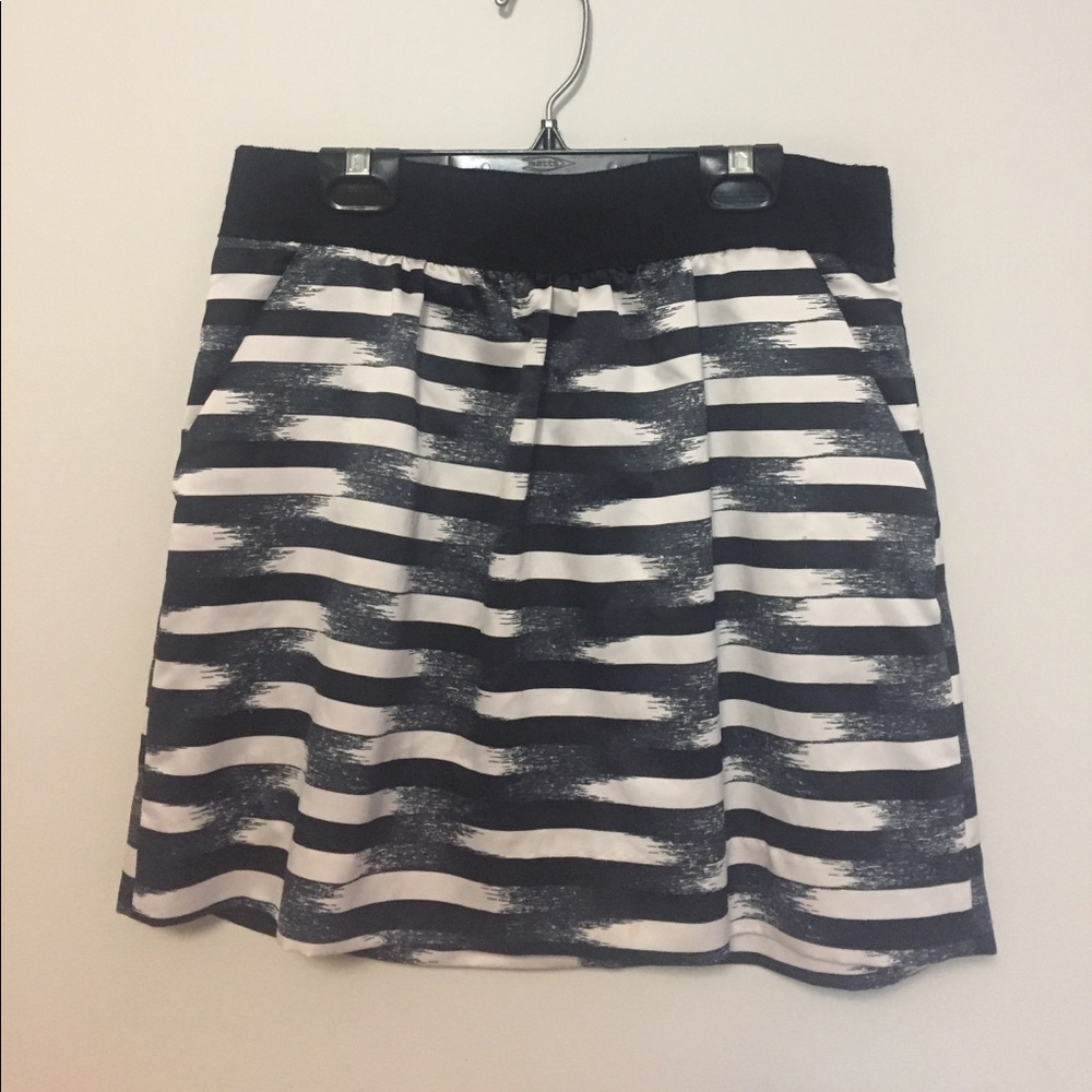 Gap silky striped skirt