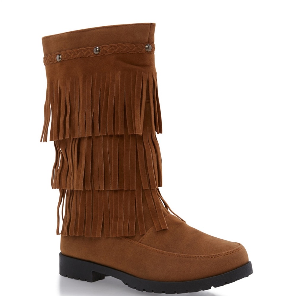 Beautiful fringe kids booties