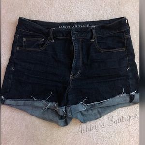 Cropped shorts
